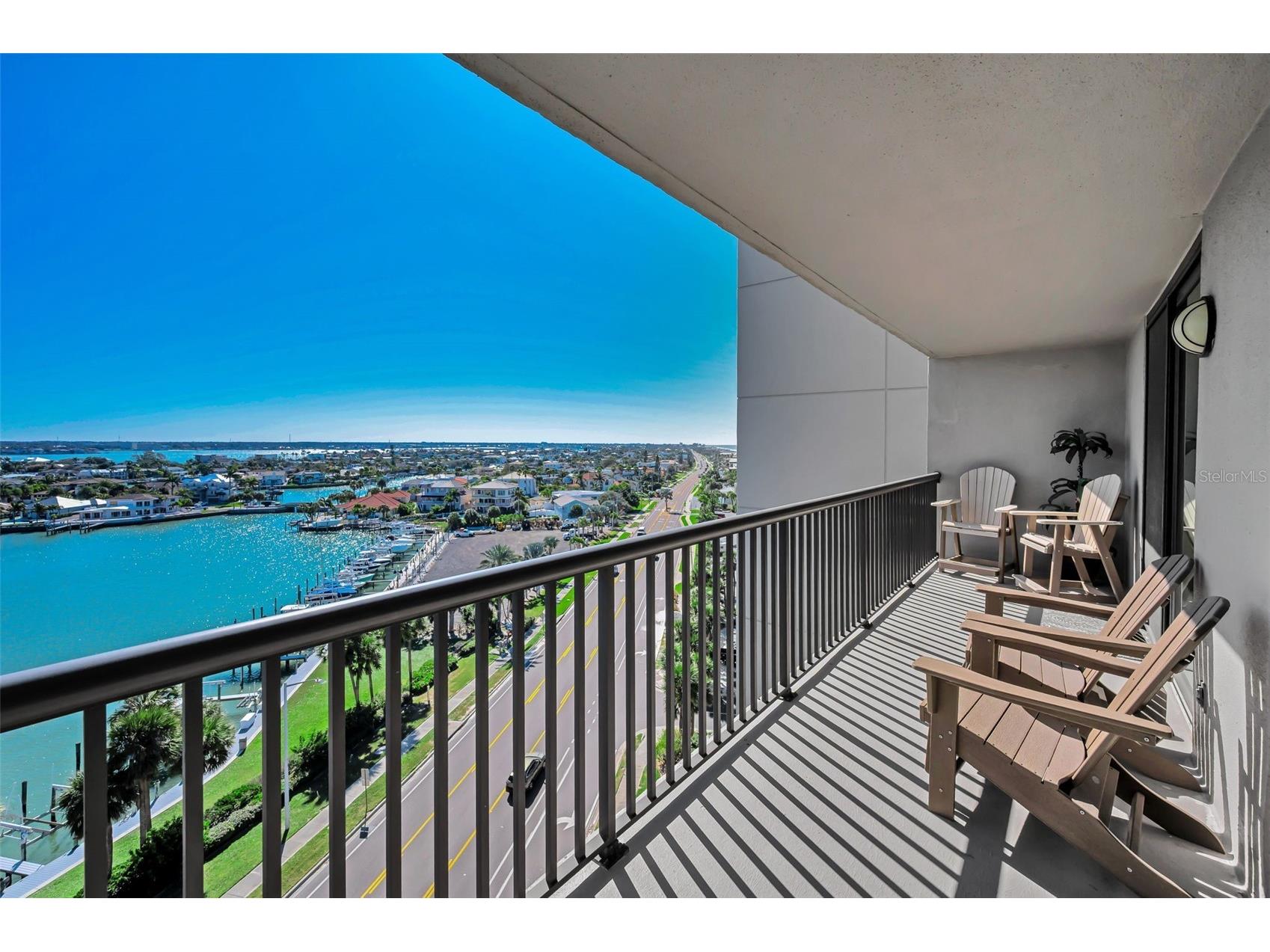 1660 Gulf Boulevard #1007 Clearwater Beach FL 33767 - GULF OF MEXICO & INTRACOASTAL TB8469992 image49