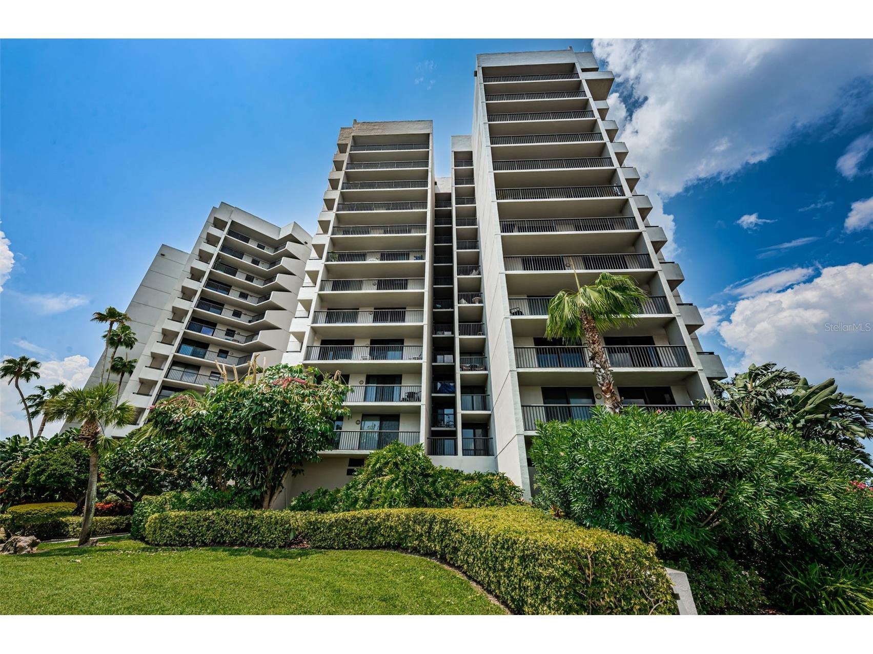 1660 Gulf Boulevard #1007 Clearwater Beach FL 33767 - GULF OF MEXICO & INTRACOASTAL TB8469992 image5