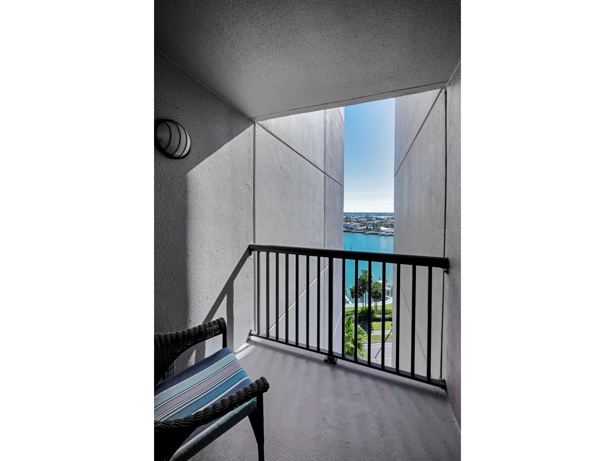 1660 Gulf Boulevard #1007 Clearwater Beach FL 33767 - GULF OF MEXICO & INTRACOASTAL TB8469992 image58