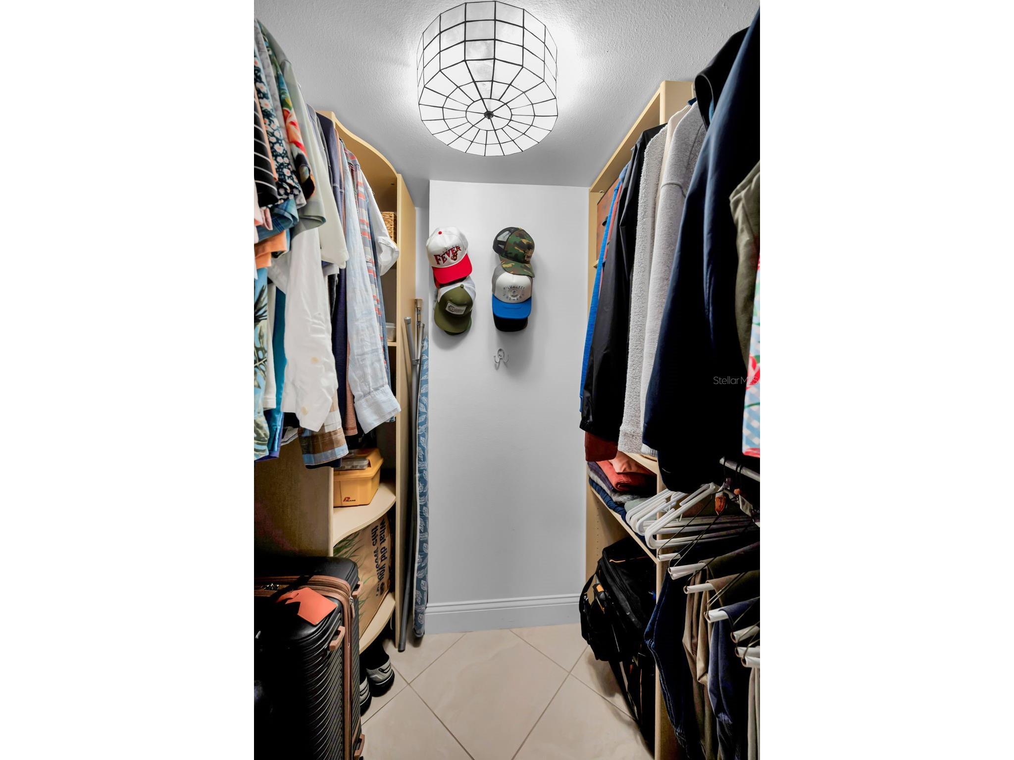 1660 Gulf Boulevard #1007 Clearwater Beach FL 33767 - GULF OF MEXICO & INTRACOASTAL TB8469992 image64