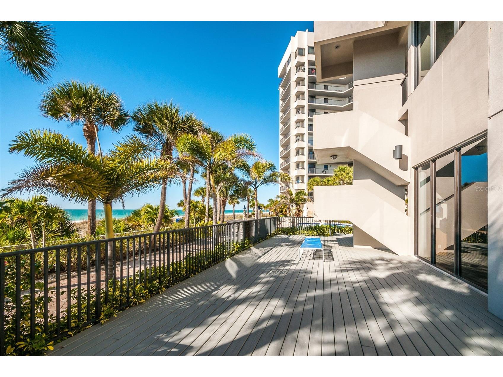 1660 Gulf Boulevard #1007 Clearwater Beach FL 33767 - GULF OF MEXICO & INTRACOASTAL TB8469992 image91