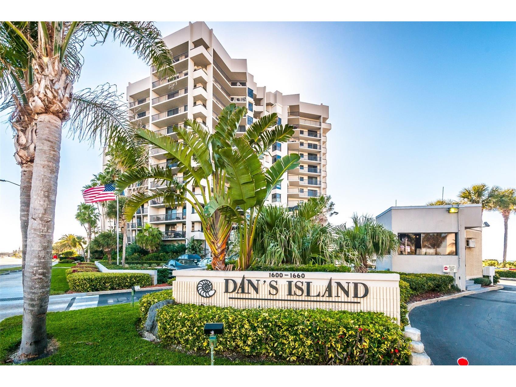 1660 Gulf Boulevard #1007 Clearwater Beach FL 33767 - GULF OF MEXICO & INTRACOASTAL TB8469992 image96