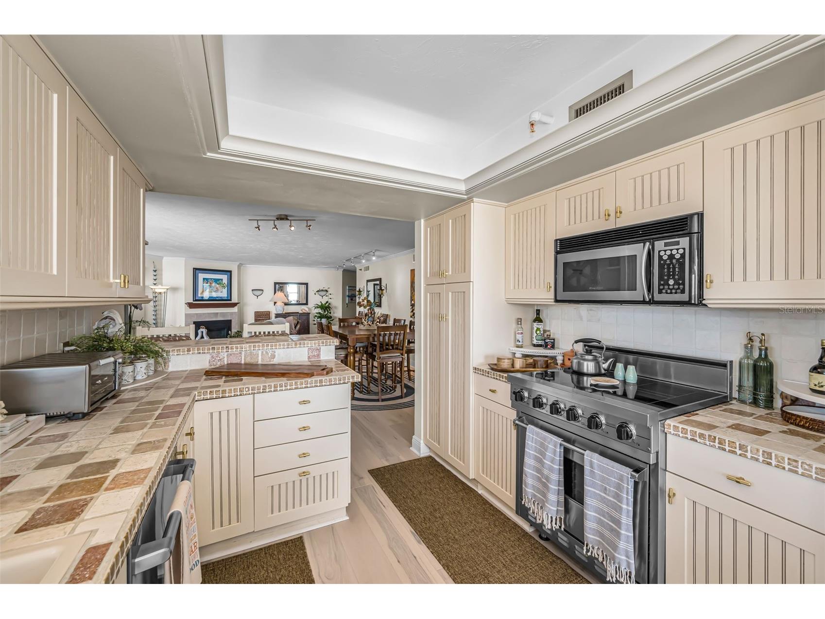 1660 Gulf Boulevard #202 Clearwater Beach FL 33767 - GULF OF MEXICO TB8505177 image37