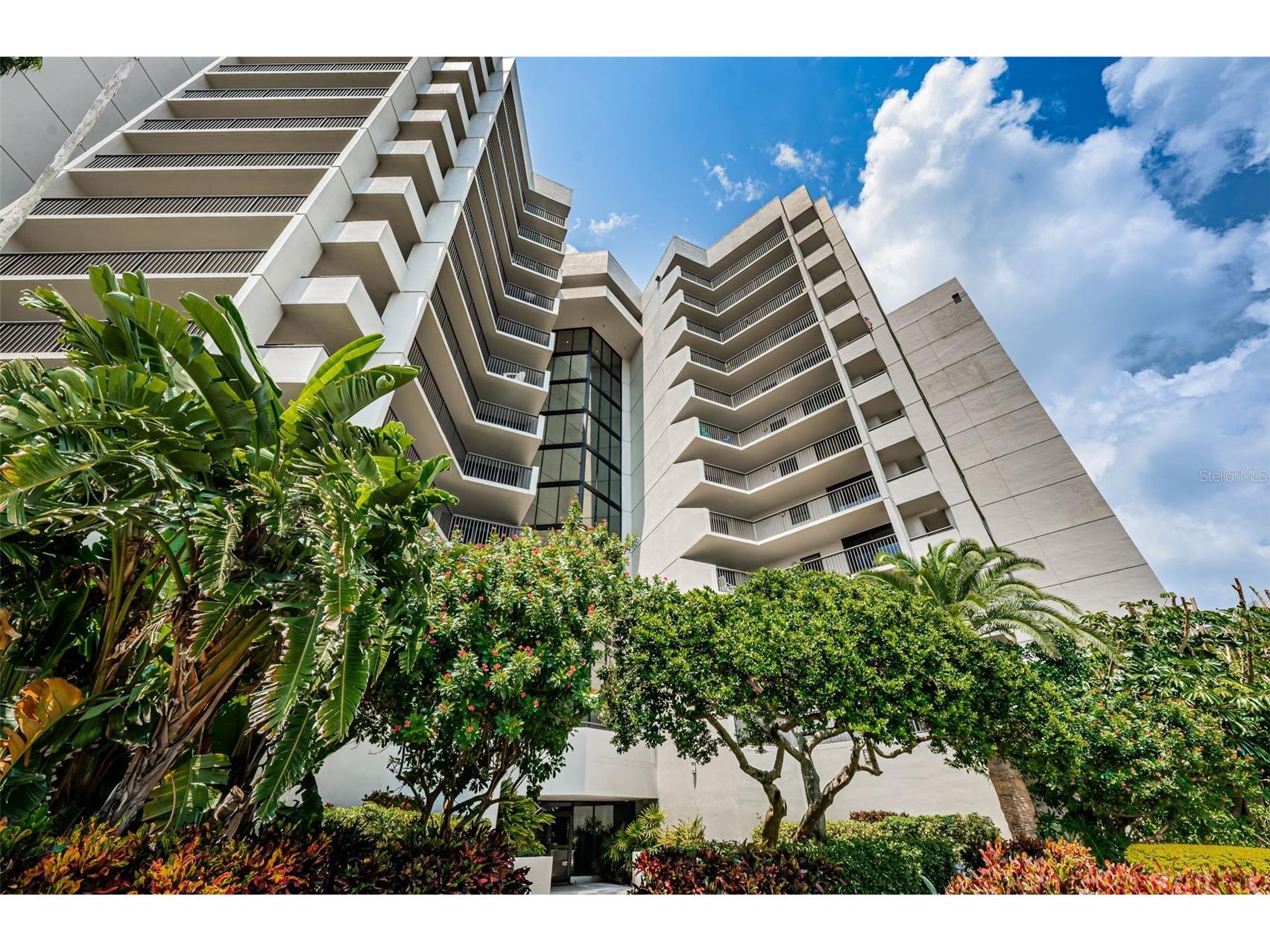 1660 Gulf Boulevard #208 Clearwater Beach FL 33767 - GULF OF MEXICO & INTRACOASTAL TB8506129 image10
