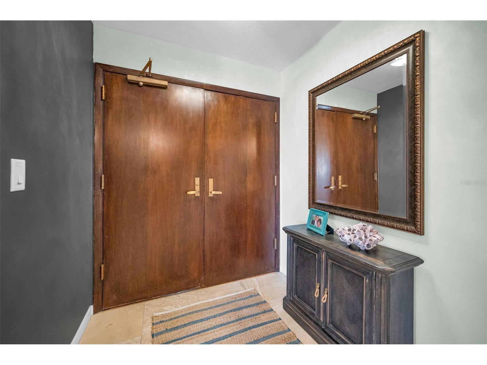 1660 Gulf Boulevard #208 Clearwater Beach FL 33767 - GULF OF MEXICO & INTRACOASTAL TB8506129 image21