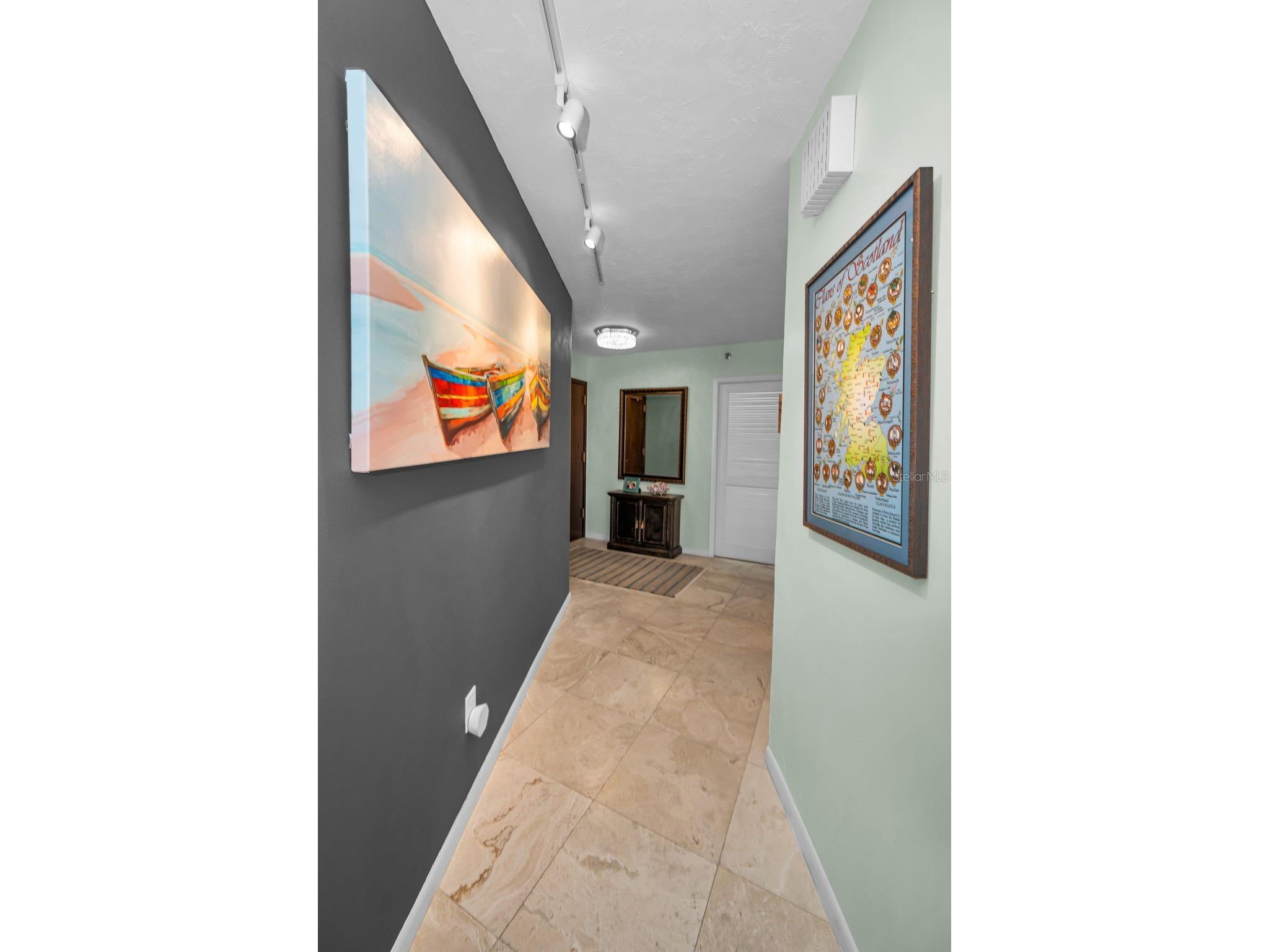 1660 Gulf Boulevard #208 Clearwater Beach FL 33767 - GULF OF MEXICO & INTRACOASTAL TB8506129 image22