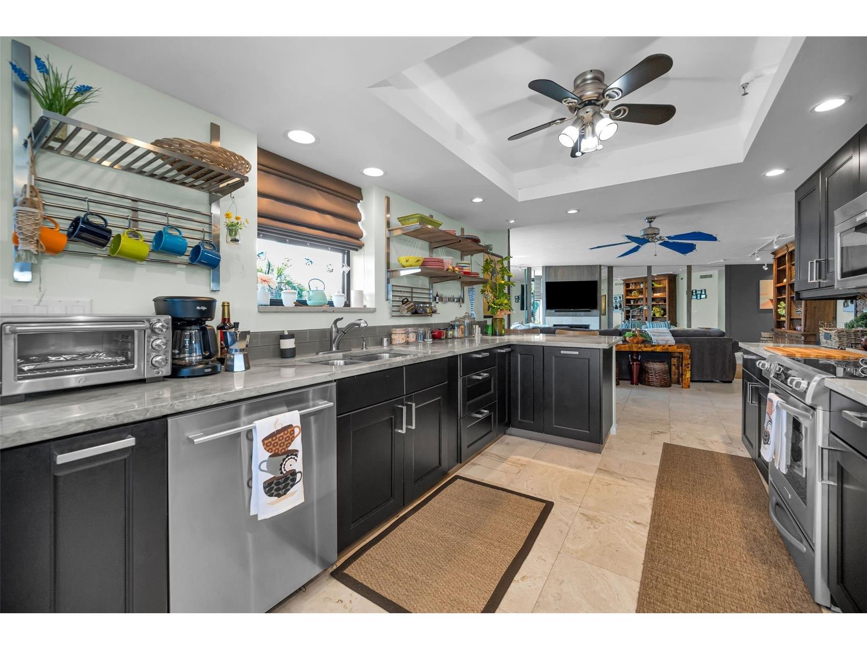 1660 Gulf Boulevard #208 Clearwater Beach FL 33767 - GULF OF MEXICO & INTRACOASTAL TB8506129 image38