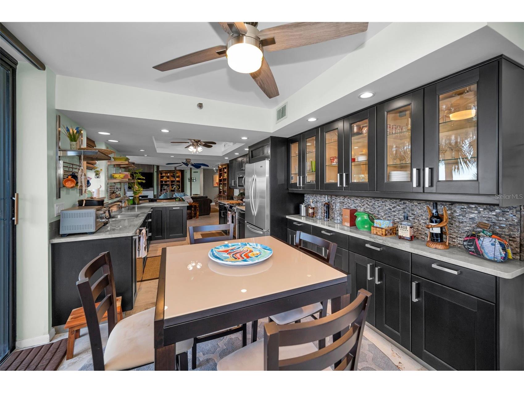 1660 Gulf Boulevard #208 Clearwater Beach FL 33767 - GULF OF MEXICO & INTRACOASTAL TB8506129 image40