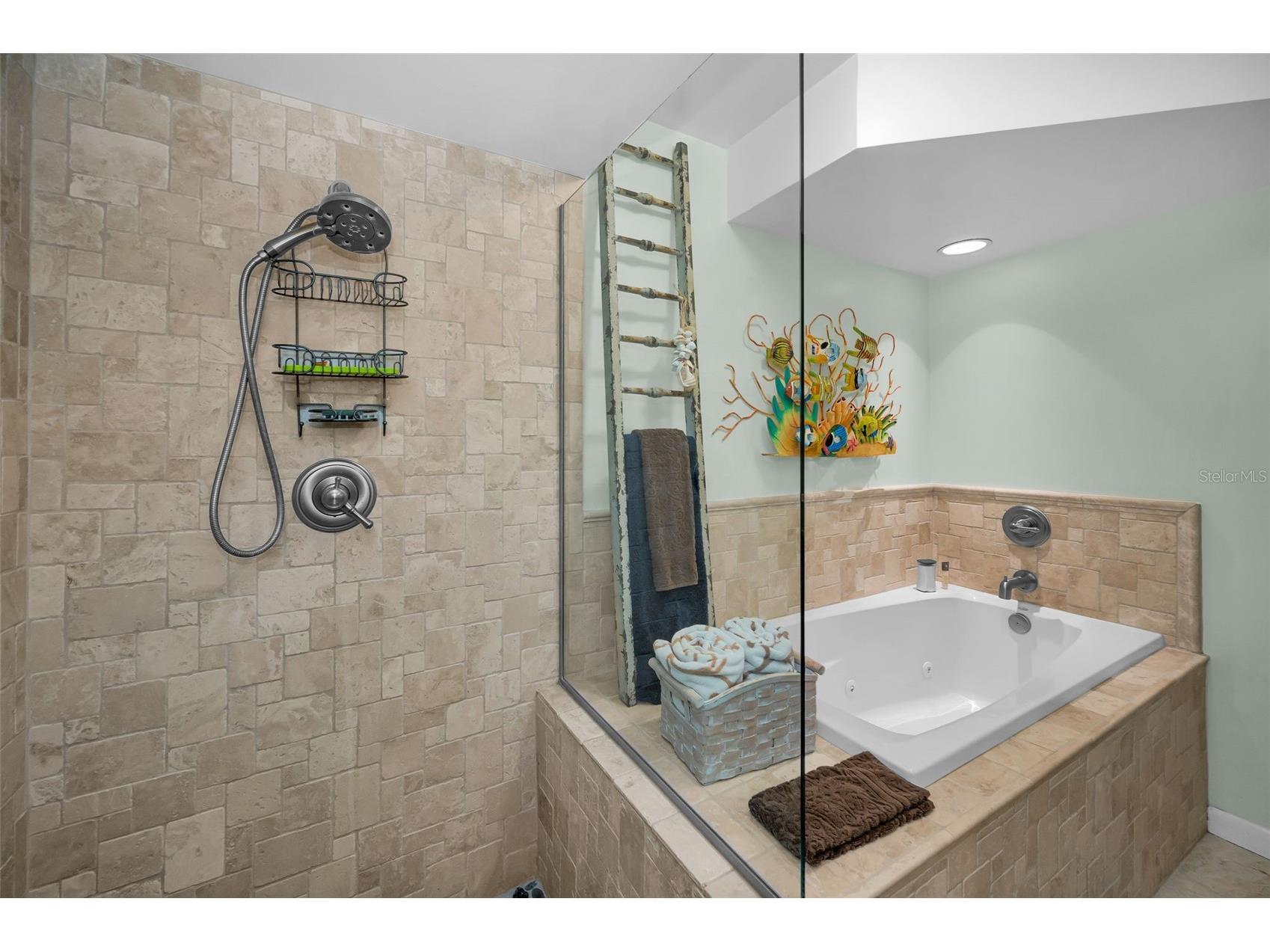 1660 Gulf Boulevard #208 Clearwater Beach FL 33767 - GULF OF MEXICO & INTRACOASTAL TB8506129 image52