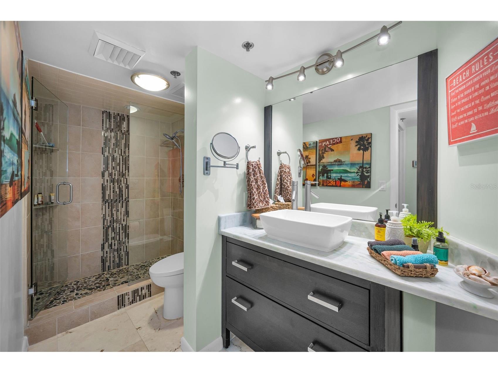 1660 Gulf Boulevard #208 Clearwater Beach FL 33767 - GULF OF MEXICO & INTRACOASTAL TB8506129 image62