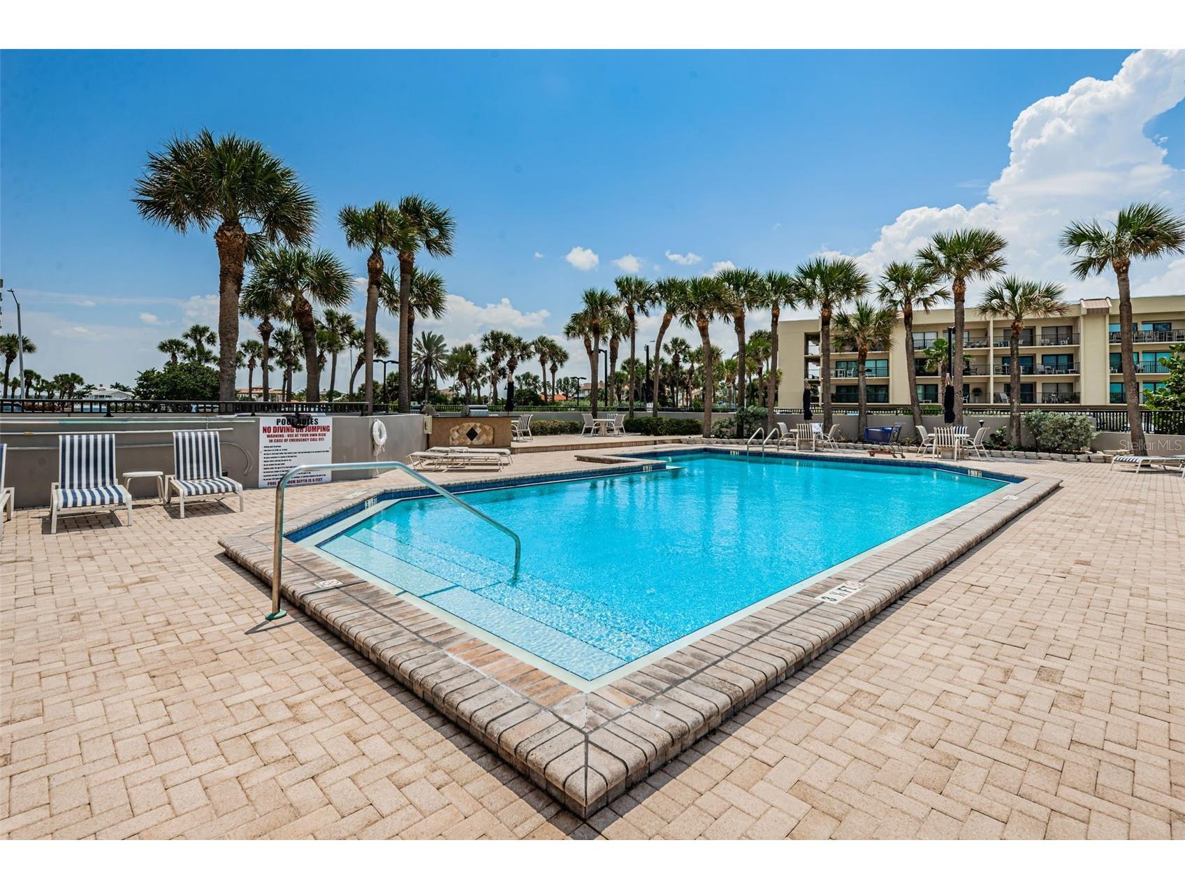 1660 Gulf Boulevard #208 Clearwater Beach FL 33767 - GULF OF MEXICO & INTRACOASTAL TB8506129 image71