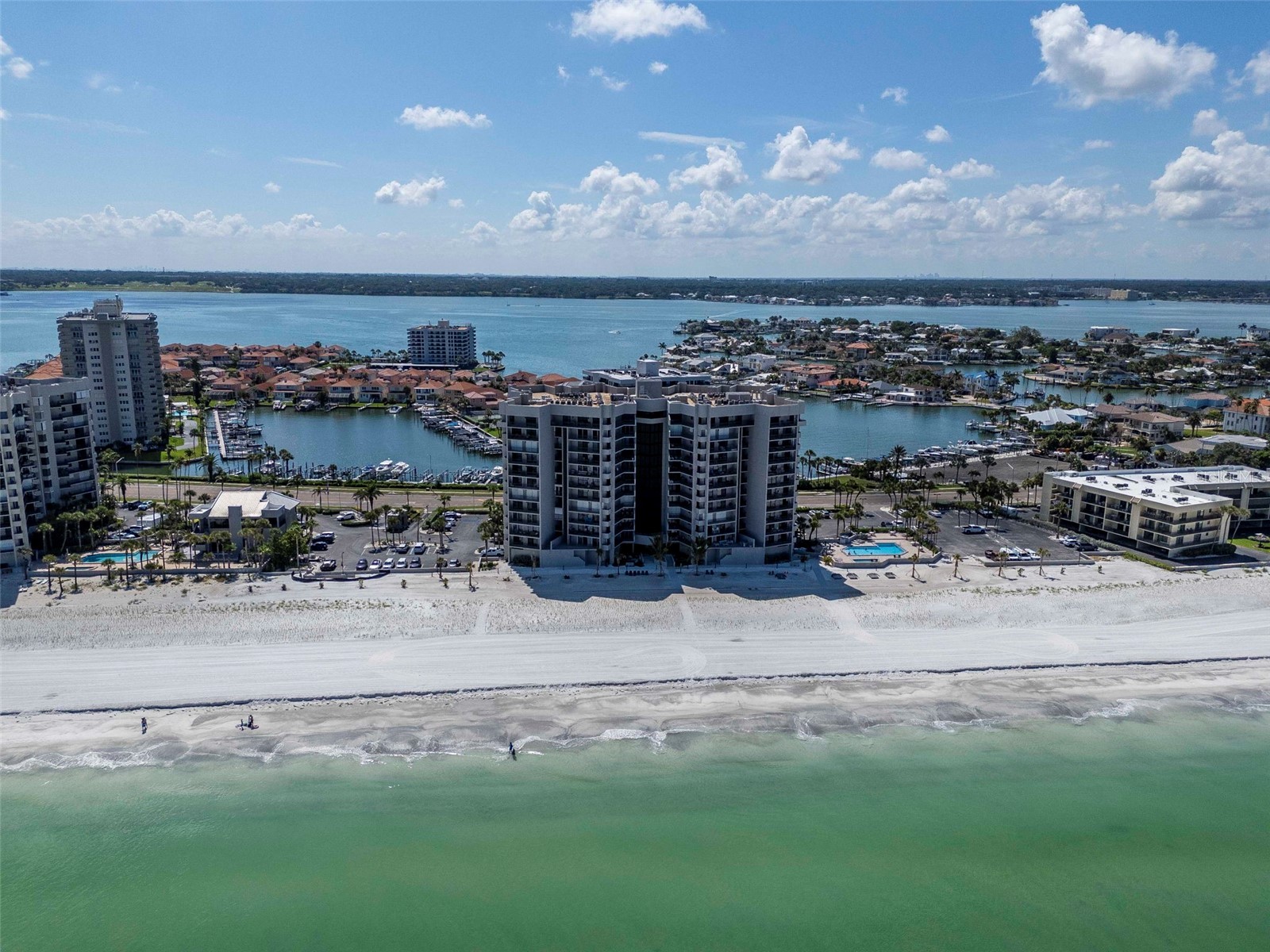 1660 Gulf Boulevard #407 Clearwater Beach FL 33767 TB8527014 image2