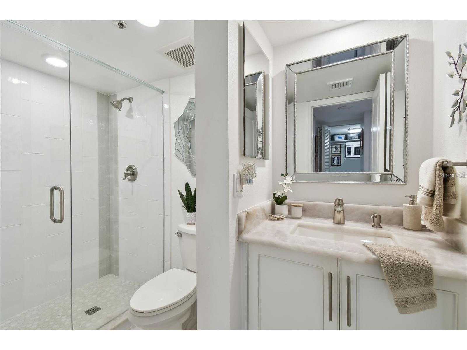 1660 Gulf Boulevard #PH1 Clearwater Beach FL 33767 - GULF OF AMERICA BEACH INTERC TB8472100 image16