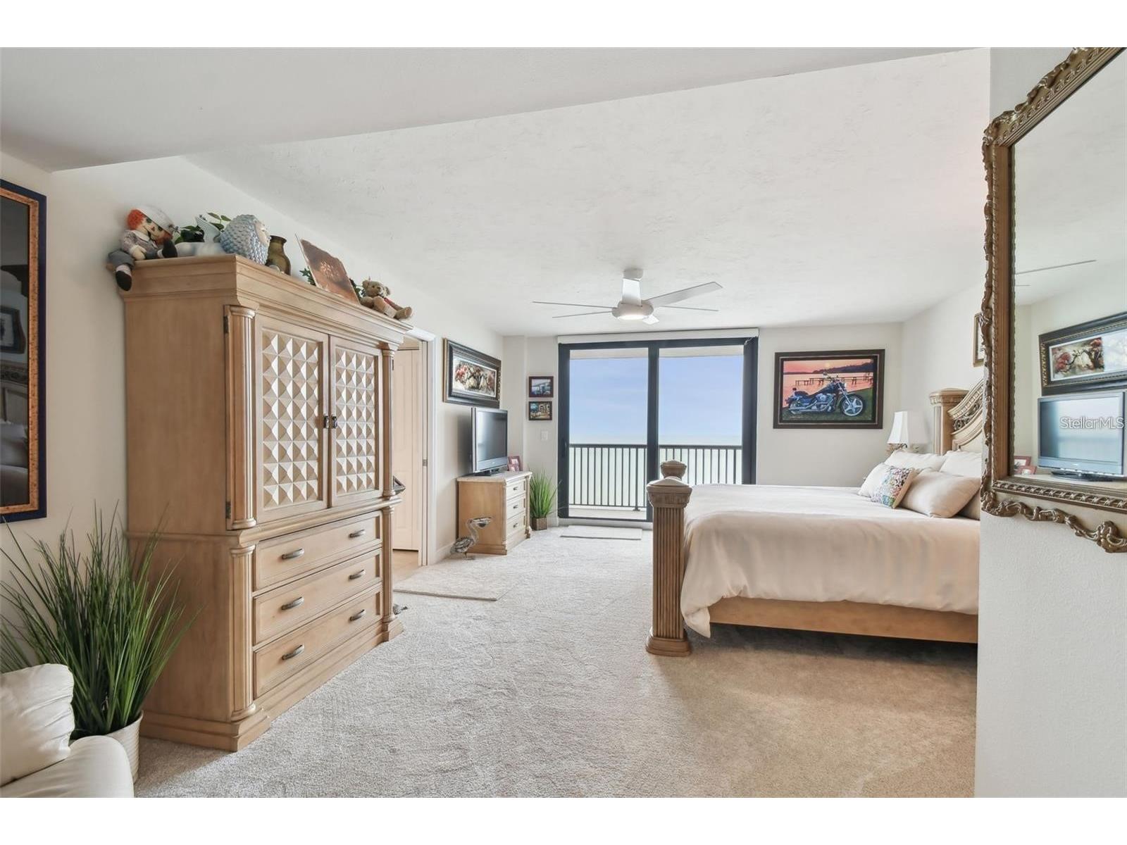 1660 Gulf Boulevard #PH1 Clearwater Beach FL 33767 - GULF OF AMERICA BEACH INTERC TB8472100 image23