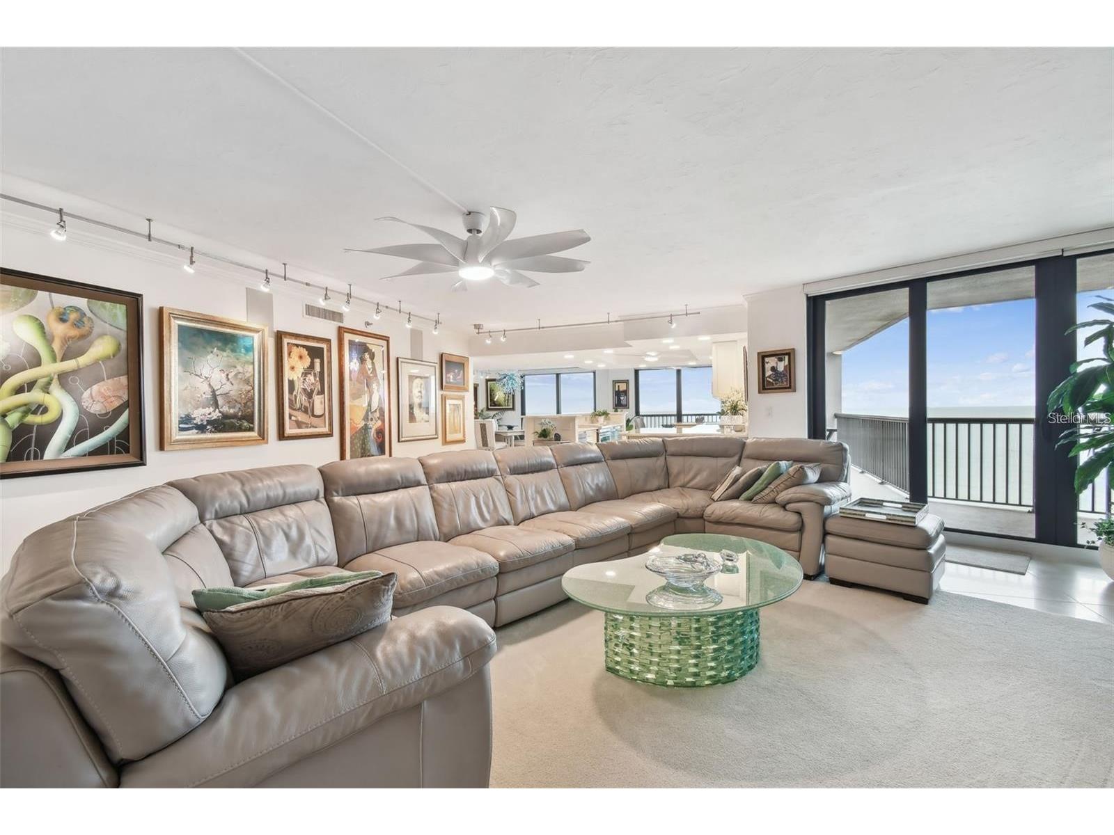 1660 Gulf Boulevard #PH1 Clearwater Beach FL 33767 - GULF OF AMERICA BEACH INTERC TB8472100 image6