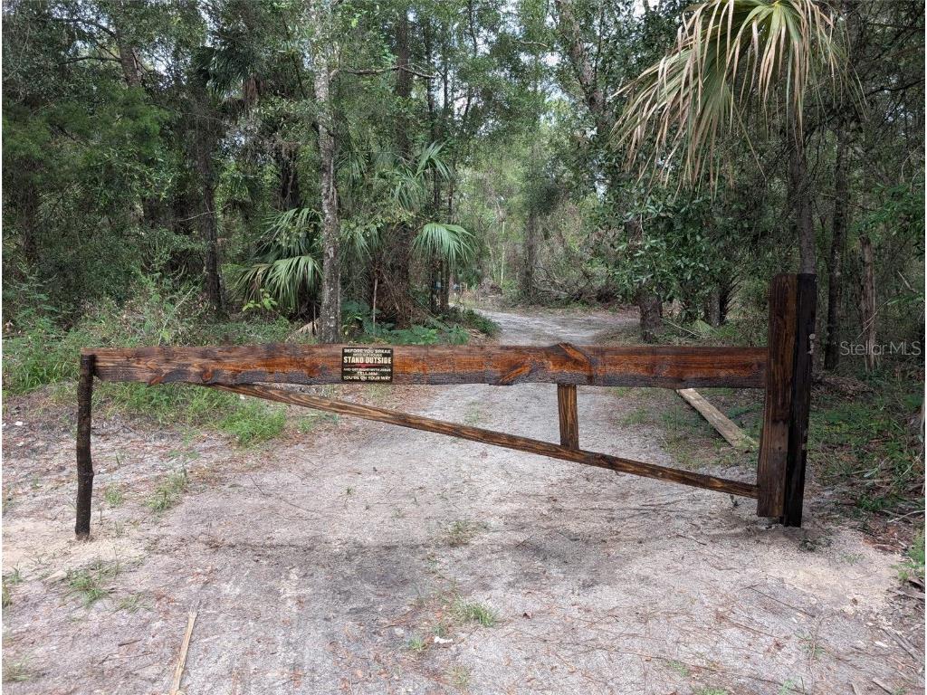 1660 N Nightshade Drive Crystal River FL 34429 TB8434395 image1