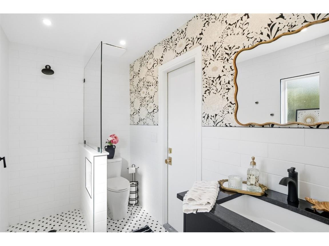 1660 Pine Harrier Circle Sarasota FL 34231 A4670063 image20