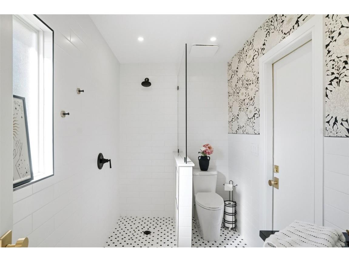 1660 Pine Harrier Circle Sarasota FL 34231 A4670063 image21