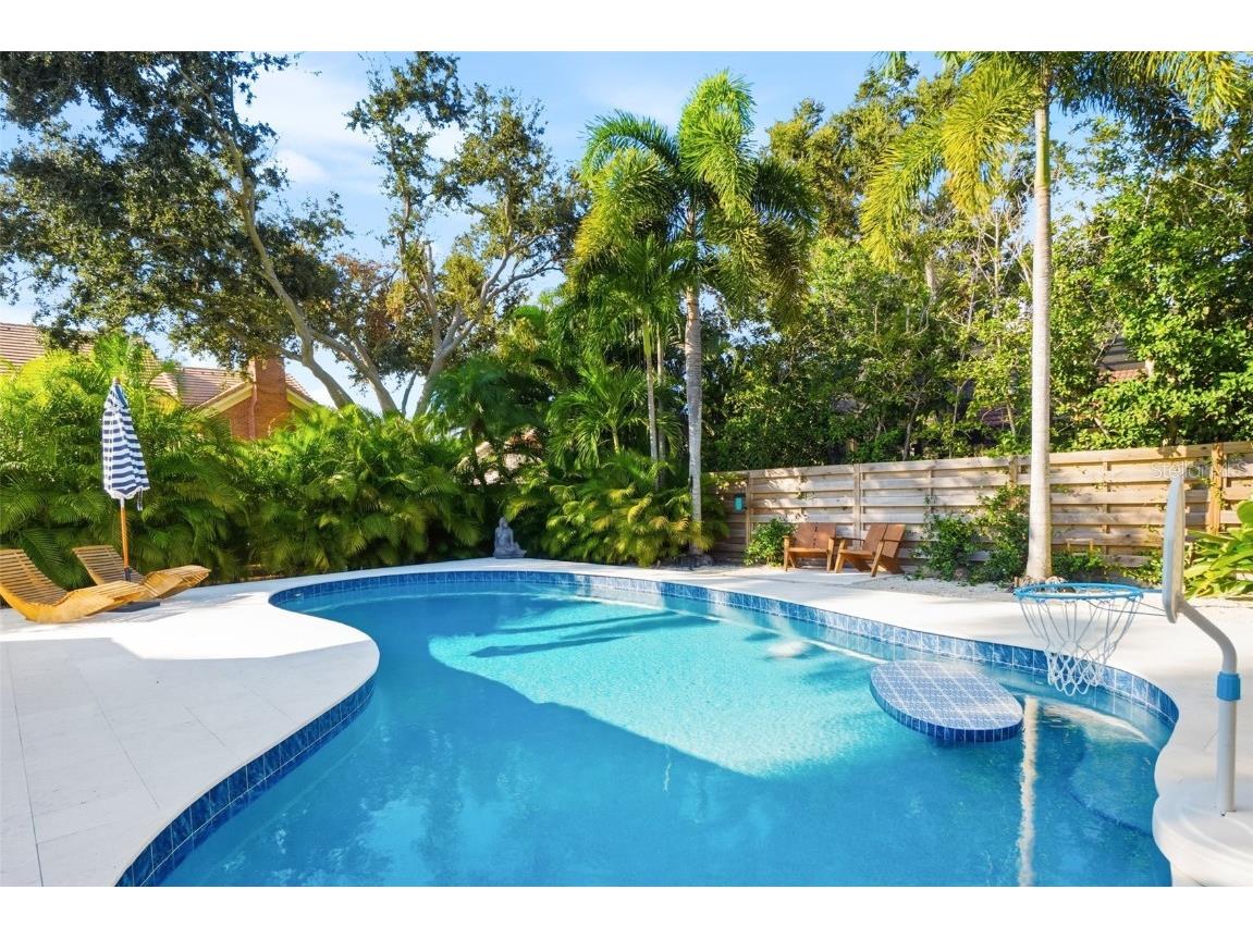 1660 Pine Harrier Circle Sarasota FL 34231 A4670063 image53