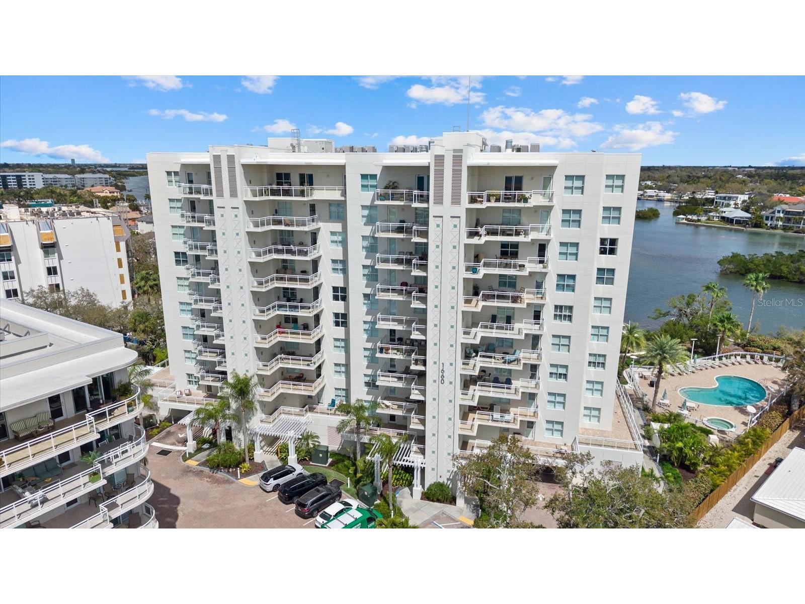 1660 Summerhouse Lane #402 Sarasota FL 34242 A4684751 image1