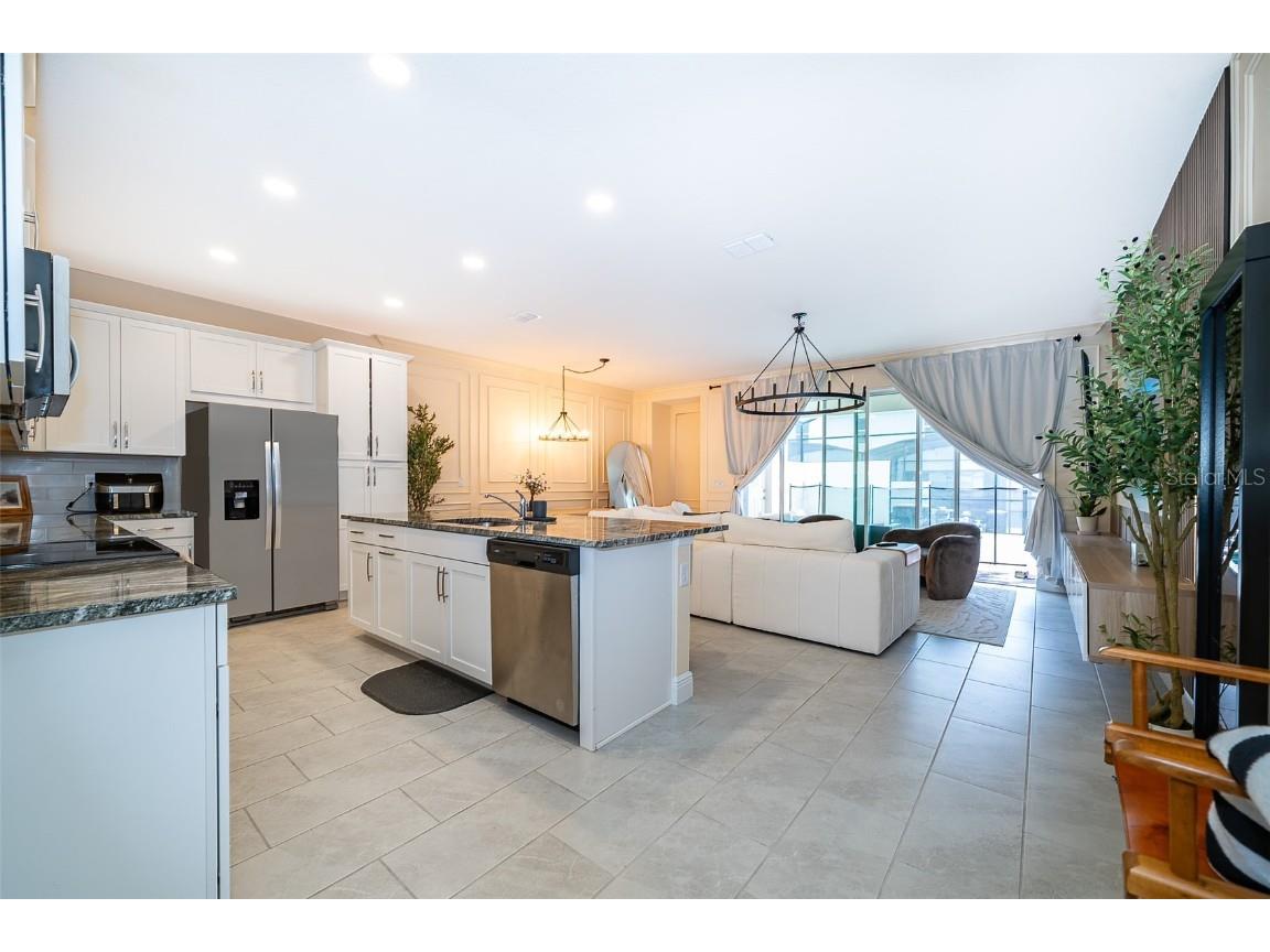 1660 Tropical Palms Circle Kissimmee FL 34747 O6325817 image2