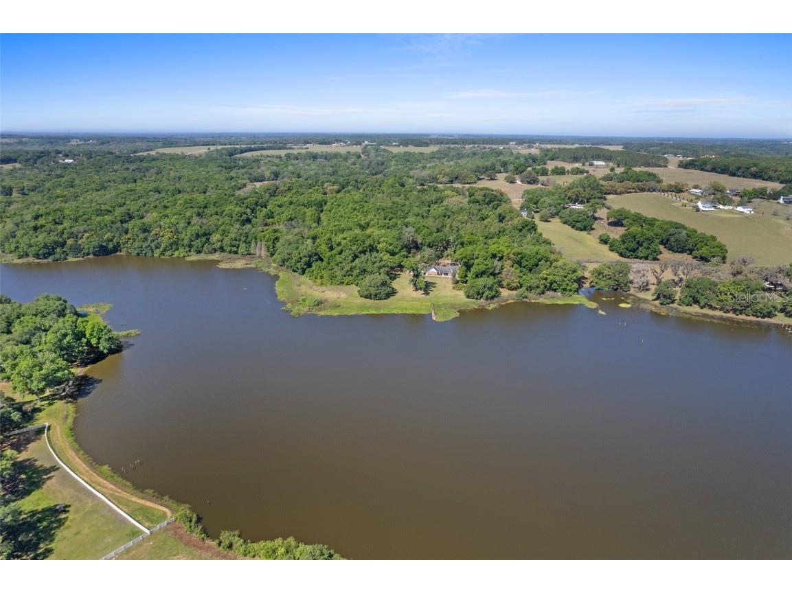 16600 Sweetwater Road Dade City FL 33523 - BLANTON LAKE T3434071 image1