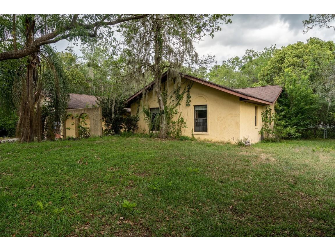 16601 Orange Avenue Umatilla FL 32784 V4930325 image1