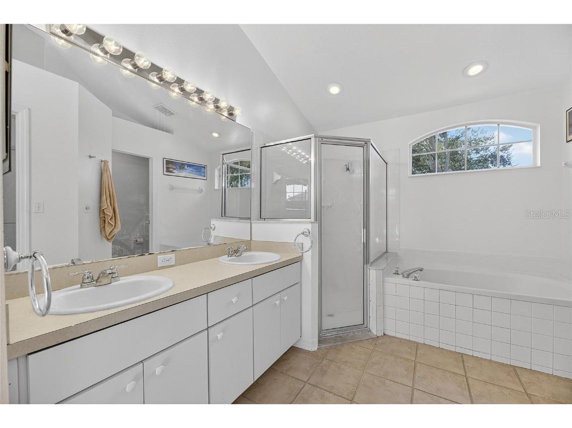 16604 Lake Heather Drive Tampa FL 33618 TB8451972 image15