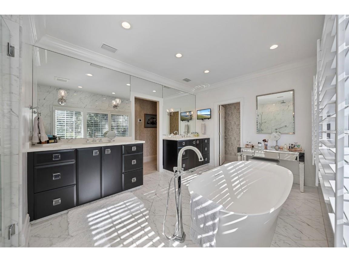 16607 Avila Boulevard Tampa FL 33613 TB8446677 image37