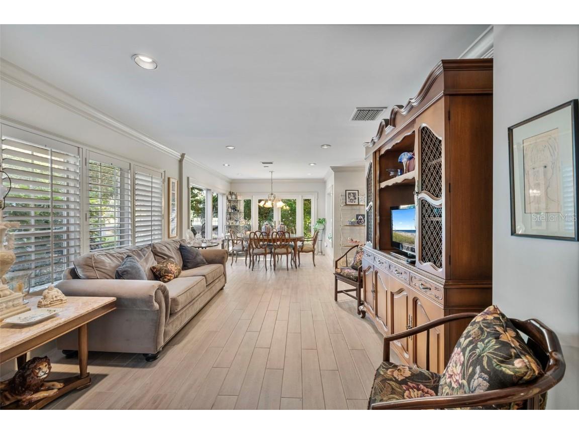 16607 Avila Boulevard Tampa FL 33613 TB8446677 image59