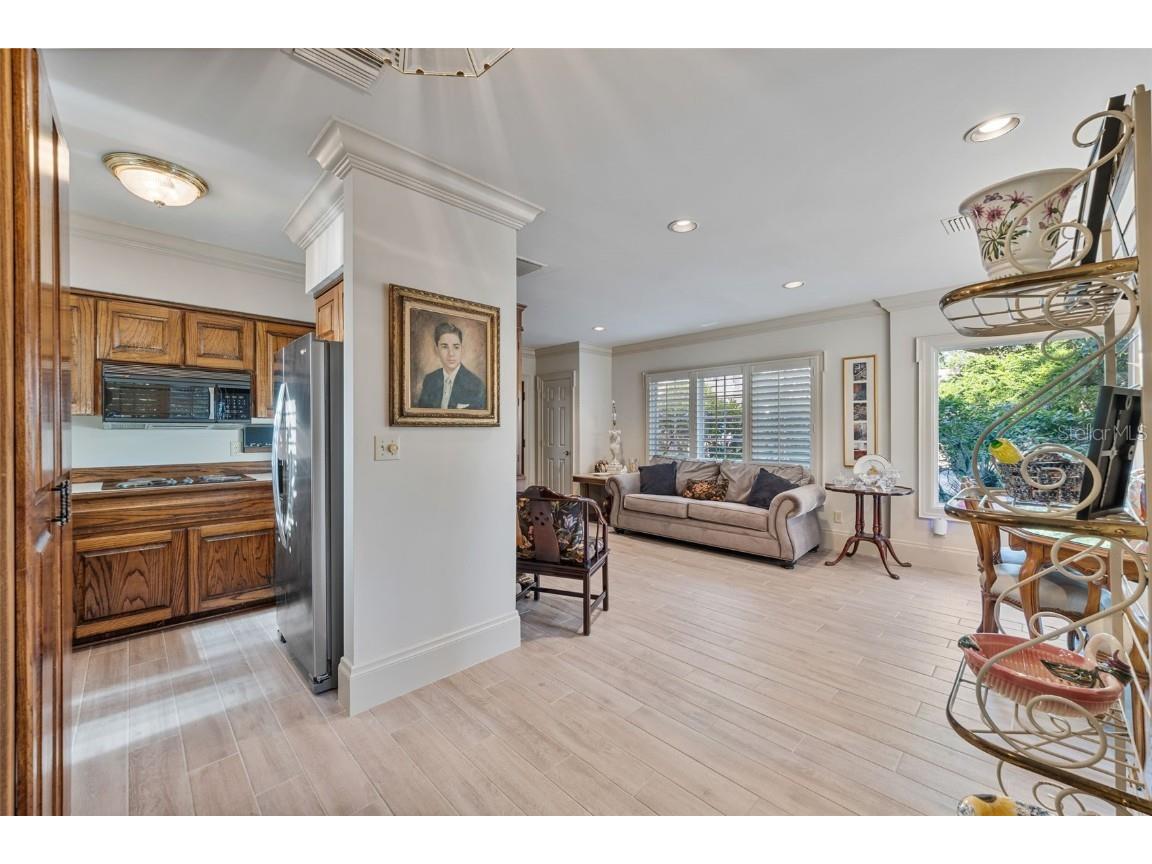 16607 Avila Boulevard Tampa FL 33613 TB8446677 image64