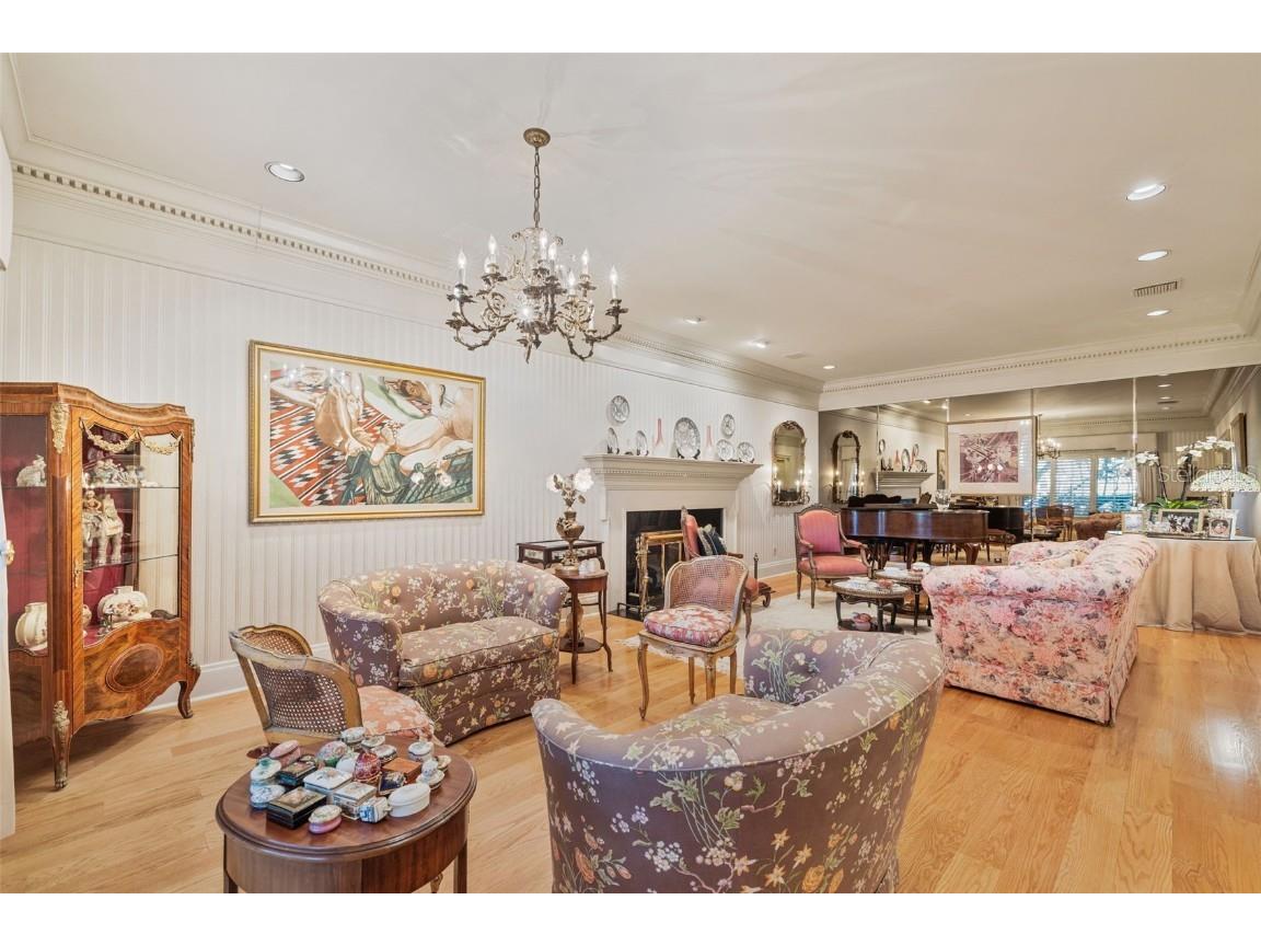 16607 Avila Boulevard Tampa FL 33613 TB8446677 image9