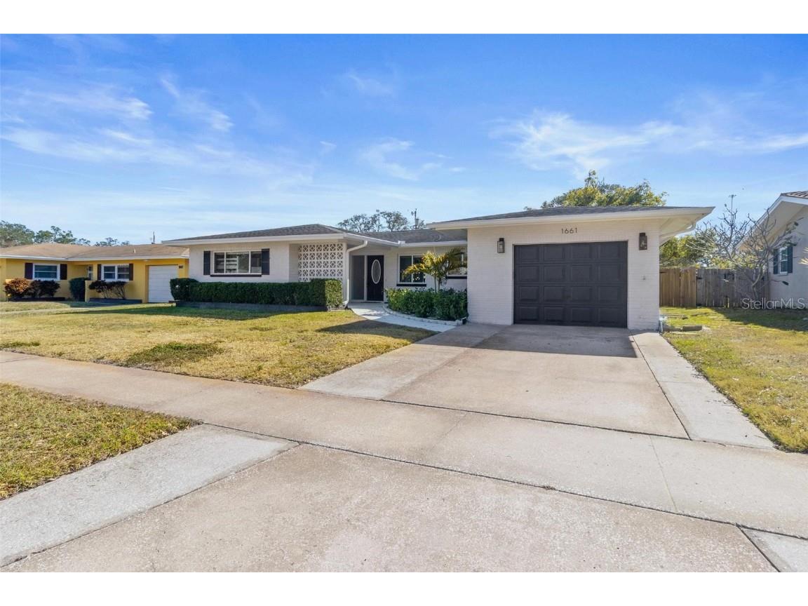 1661 Arbor Drive Clearwater FL 33756 TB8344417 image1