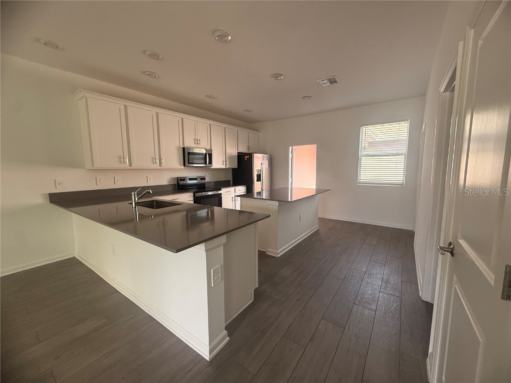 1661 Cross Prairie Parkway Kissimmee FL 34744 S5139403 image8