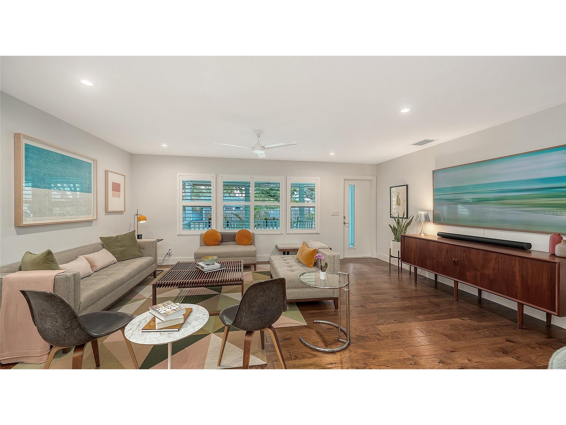 1661 S Jefferson Avenue Sarasota FL 34239 A4684656 image10