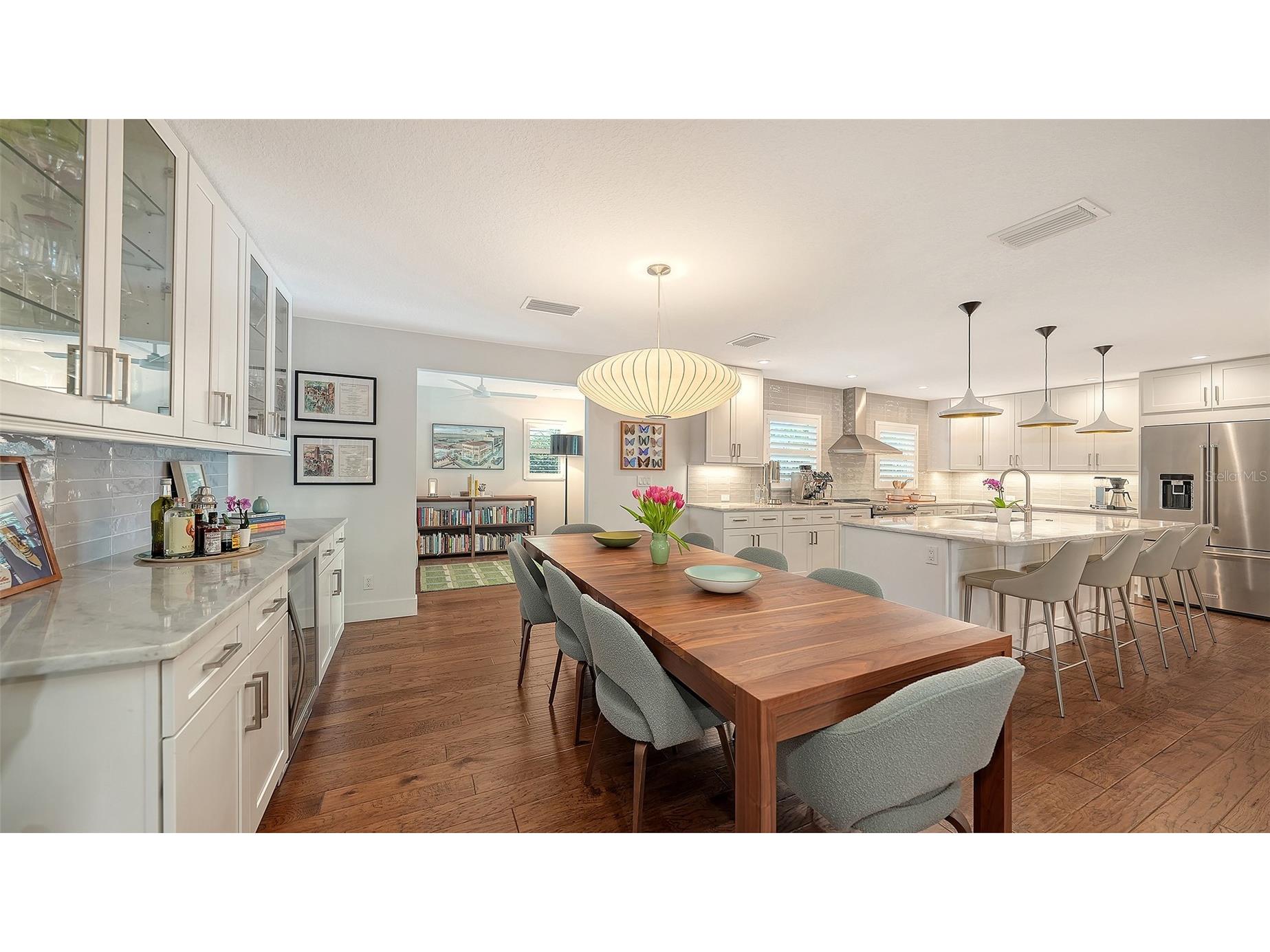 1661 S Jefferson Avenue Sarasota FL 34239 A4684656 image14