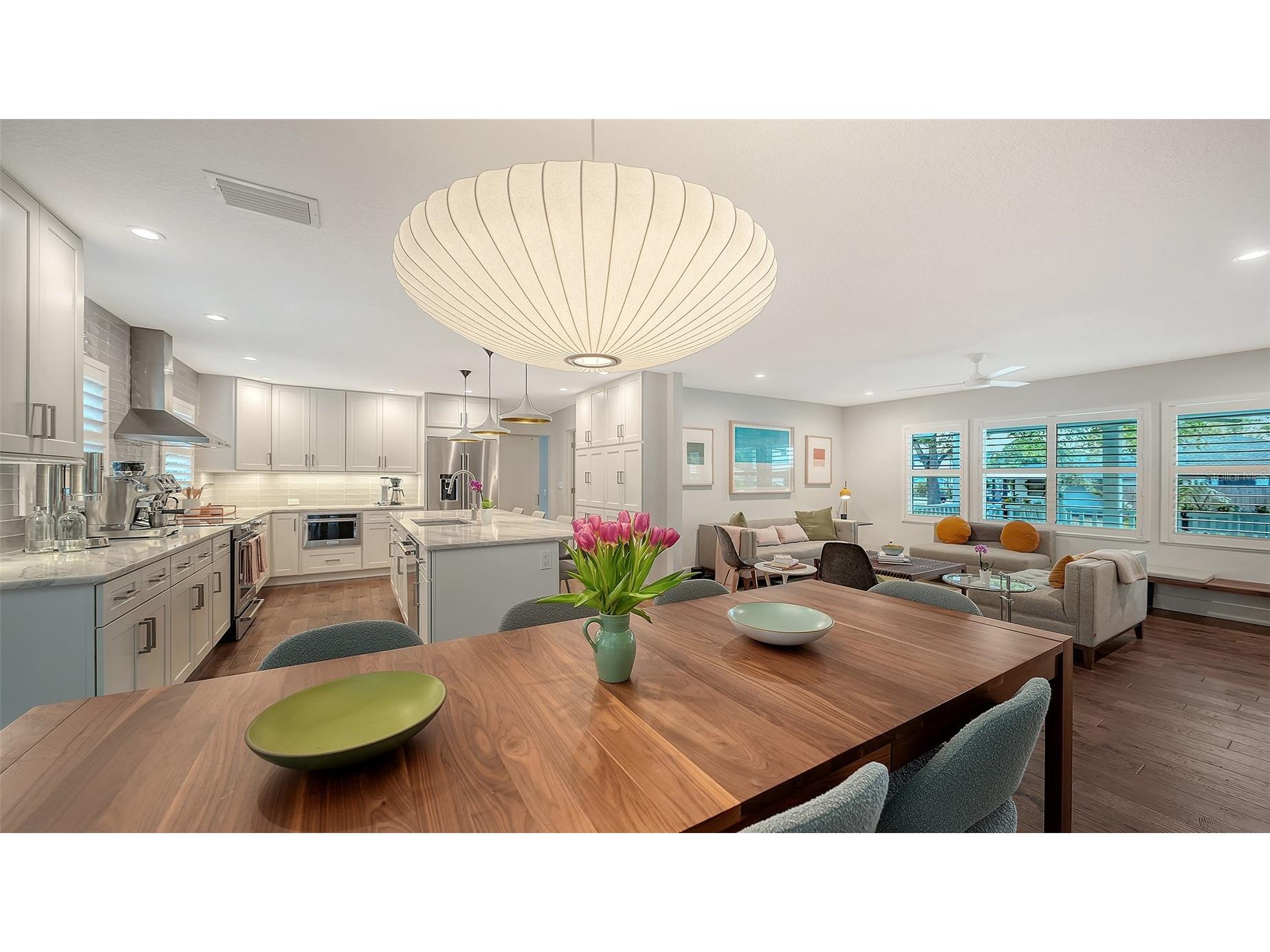 1661 S Jefferson Avenue Sarasota FL 34239 A4684656 image27