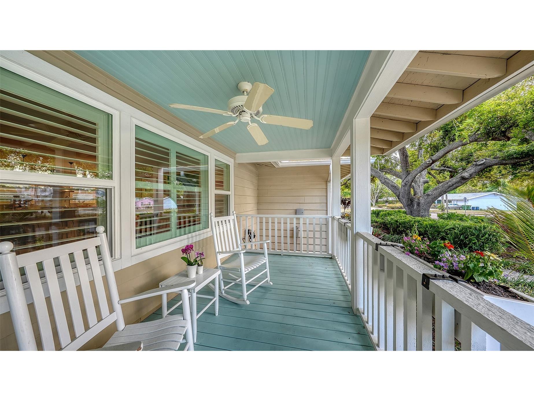 1661 S Jefferson Avenue Sarasota FL 34239 A4684656 image3