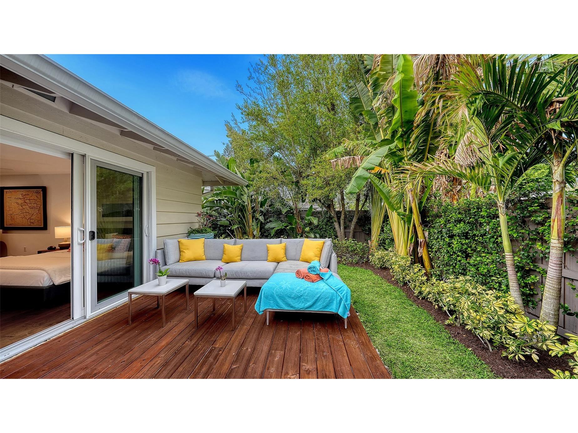 1661 S Jefferson Avenue Sarasota FL 34239 A4684656 image38