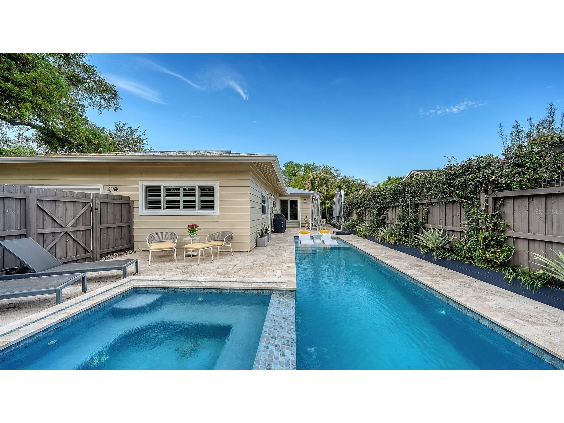 1661 S Jefferson Avenue Sarasota FL 34239 A4684656 image56