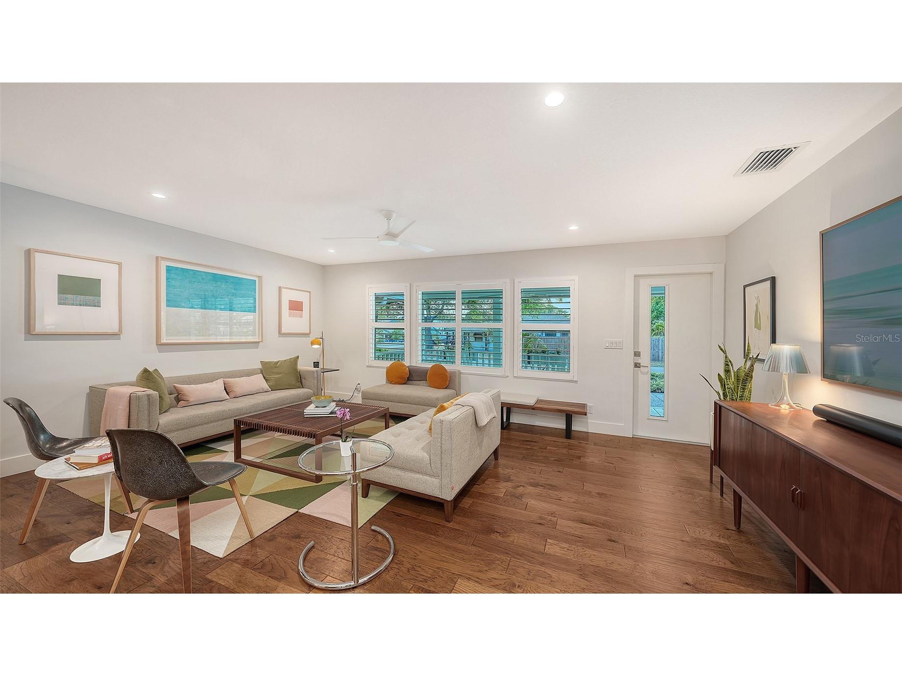 1661 S Jefferson Avenue Sarasota FL 34239 A4684656 image6