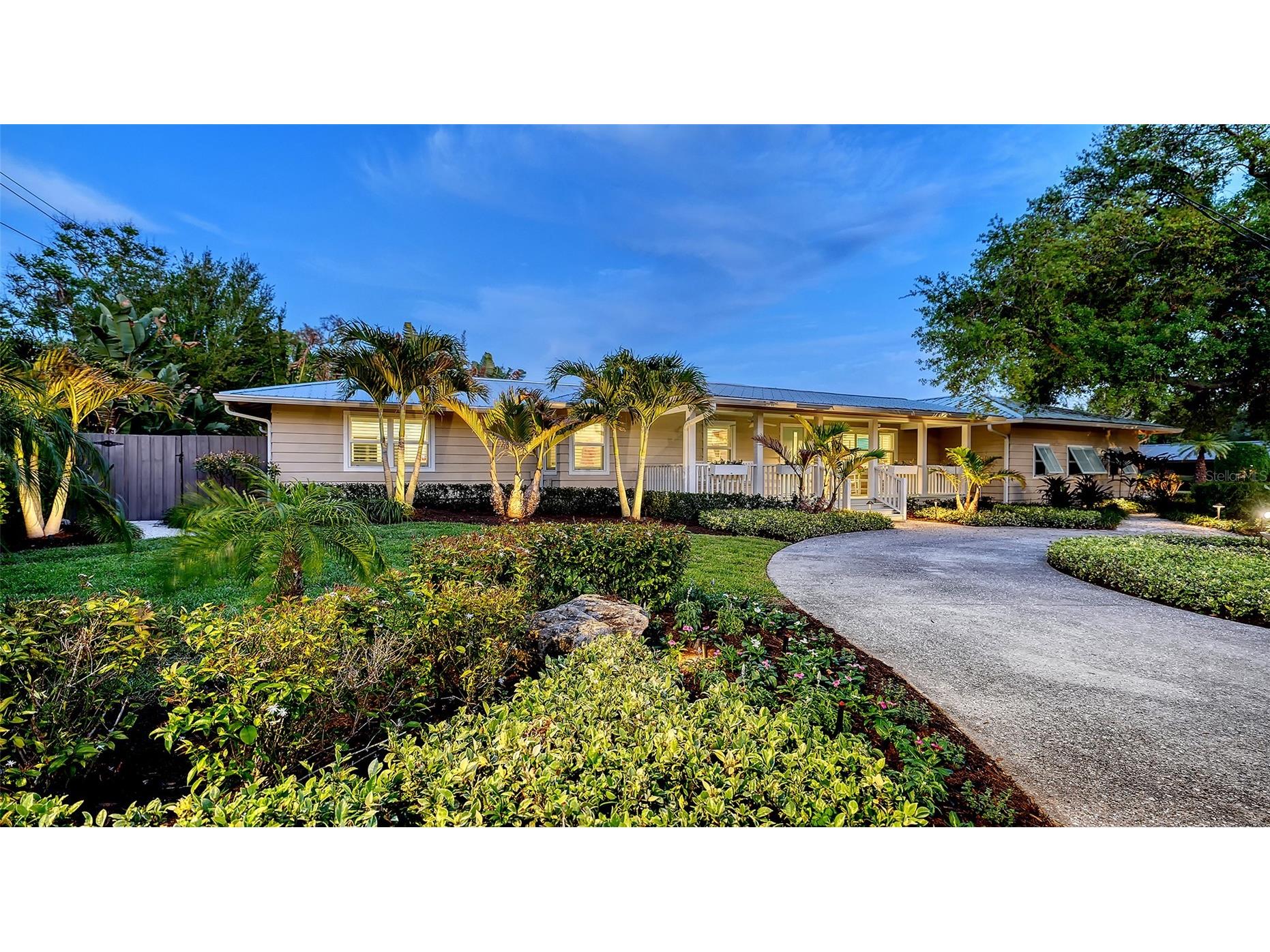 1661 S Jefferson Avenue Sarasota FL 34239 A4684656 image61