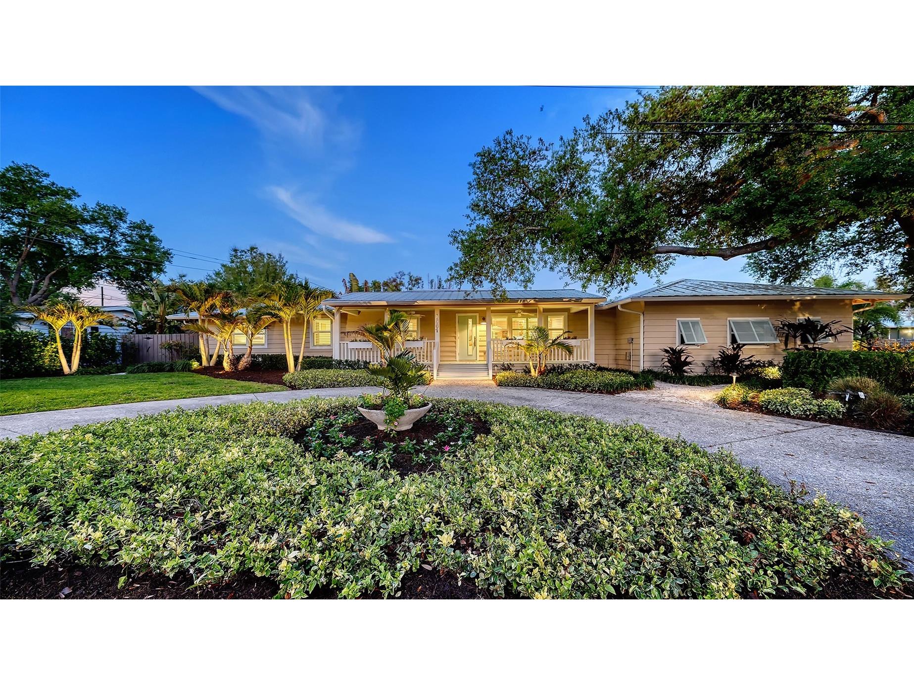 1661 S Jefferson Avenue Sarasota FL 34239 A4684656 image62