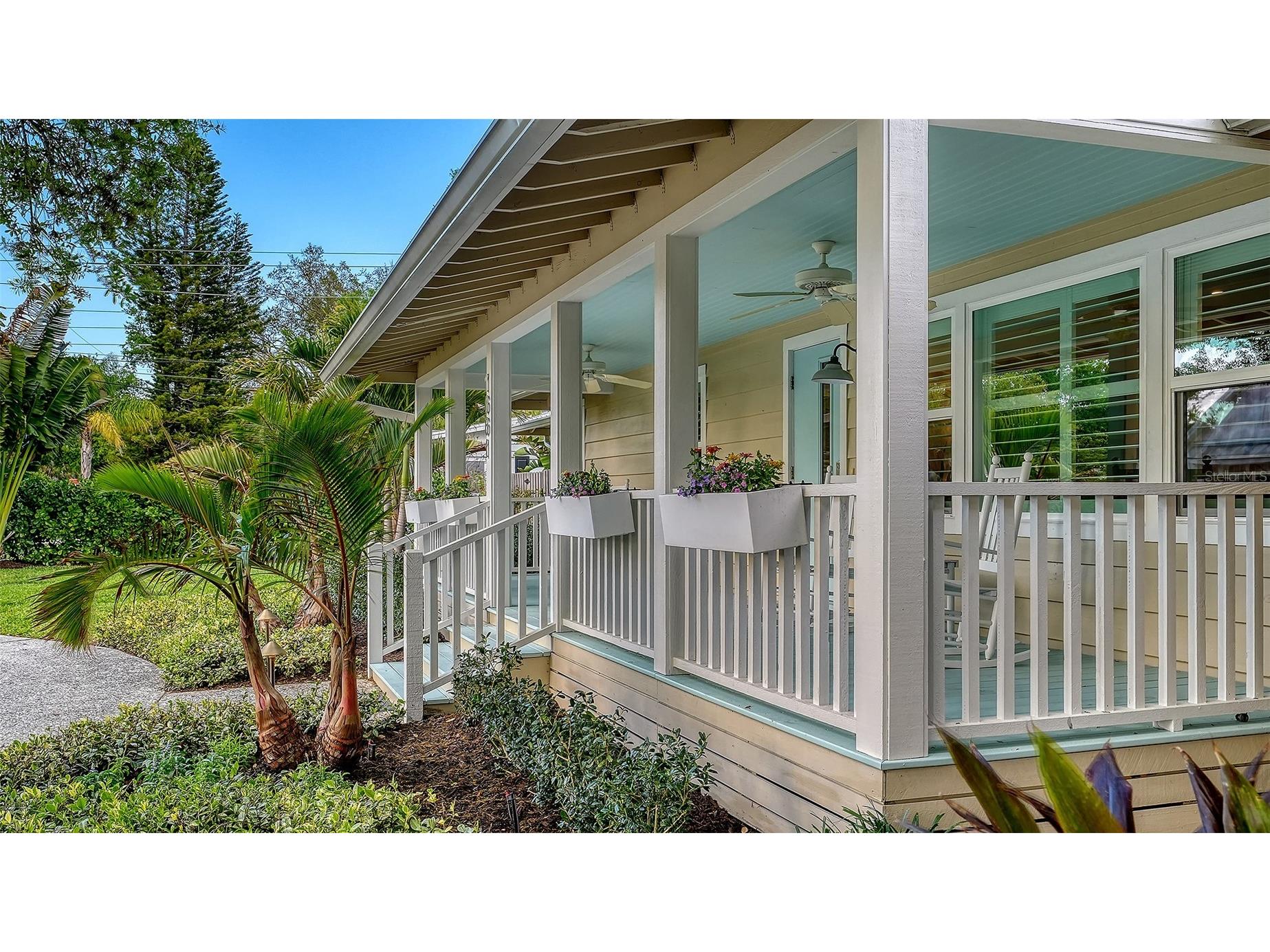 1661 S Jefferson Avenue Sarasota FL 34239 A4684656 image66