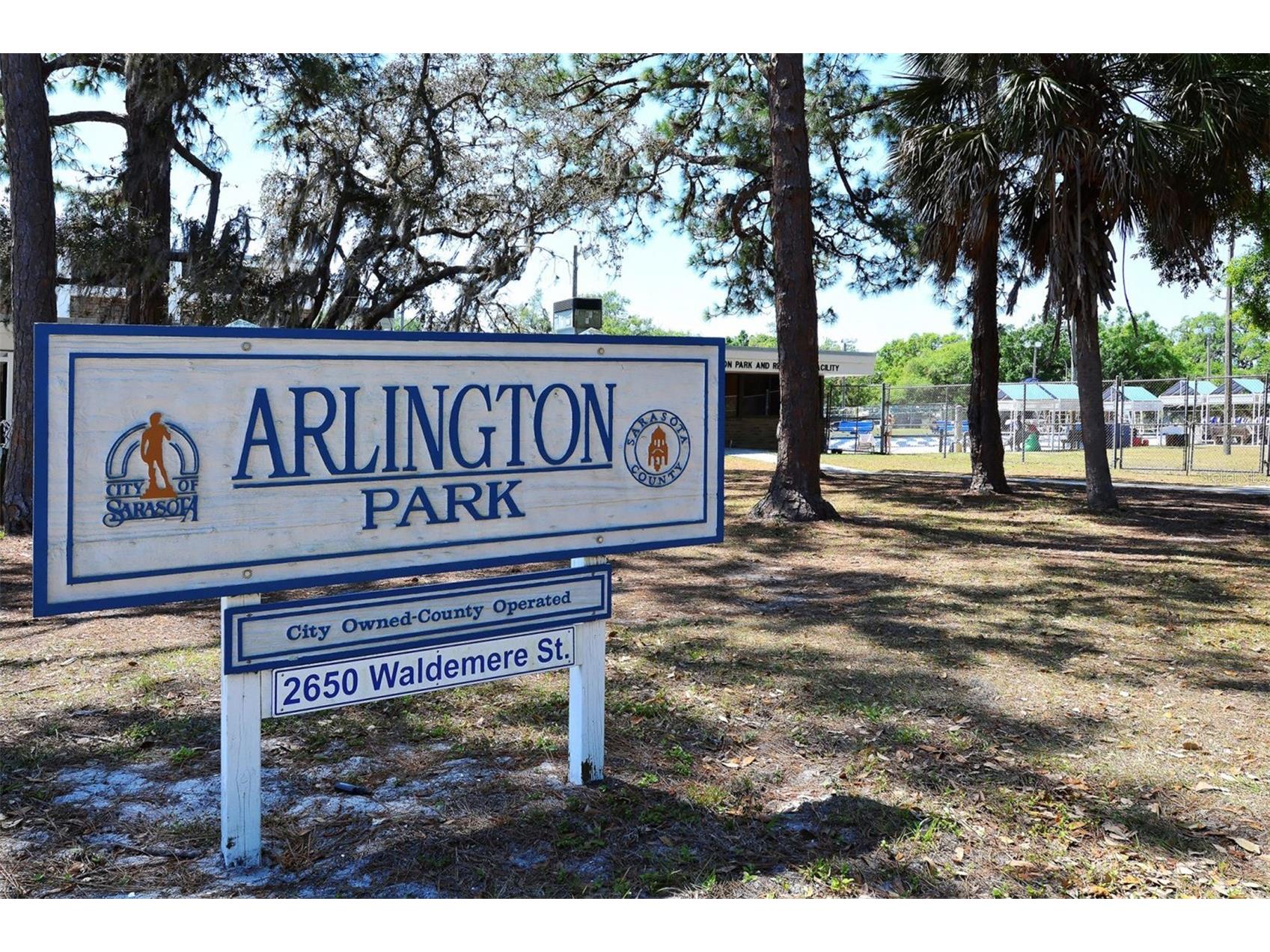 1661 S Jefferson Avenue Sarasota FL 34239 A4684656 image69