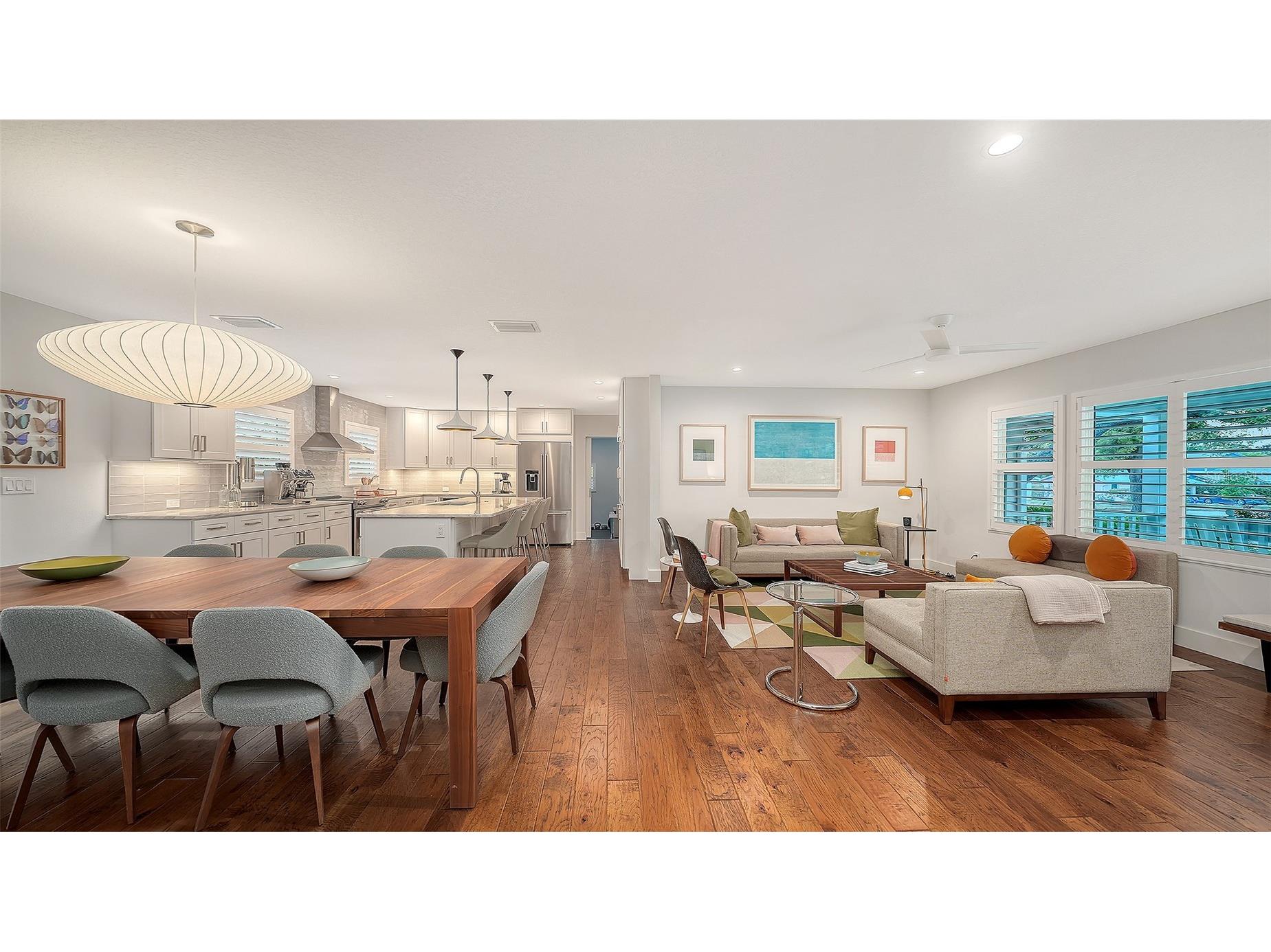 1661 S Jefferson Avenue Sarasota FL 34239 A4684656 image8