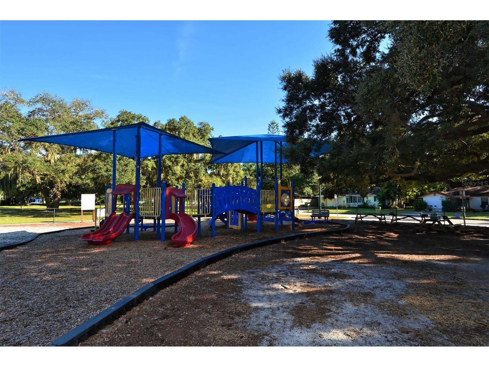 1661 S Jefferson Avenue Sarasota FL 34239 A4684656 image81