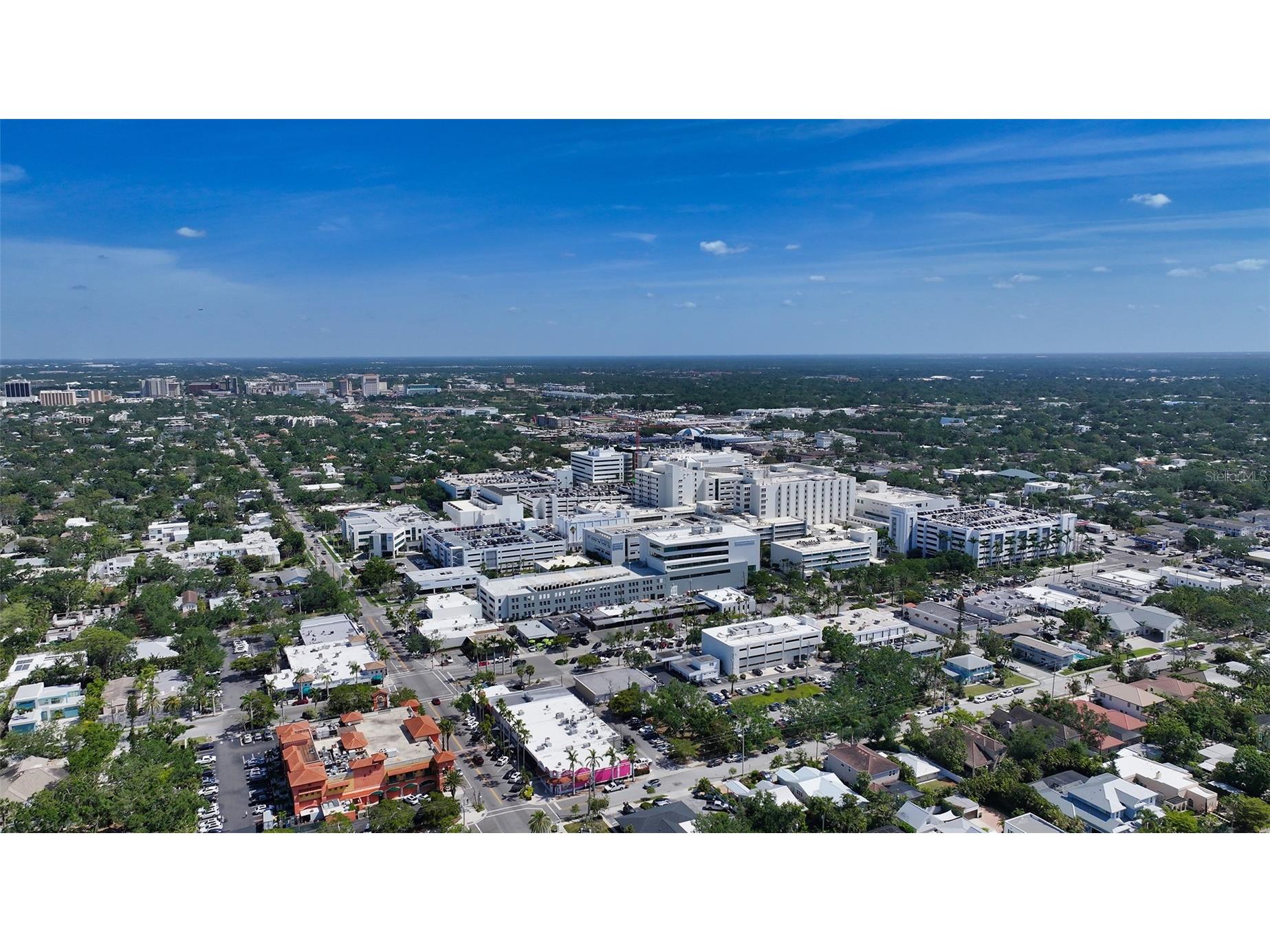 1661 S Jefferson Avenue Sarasota FL 34239 A4684656 image83