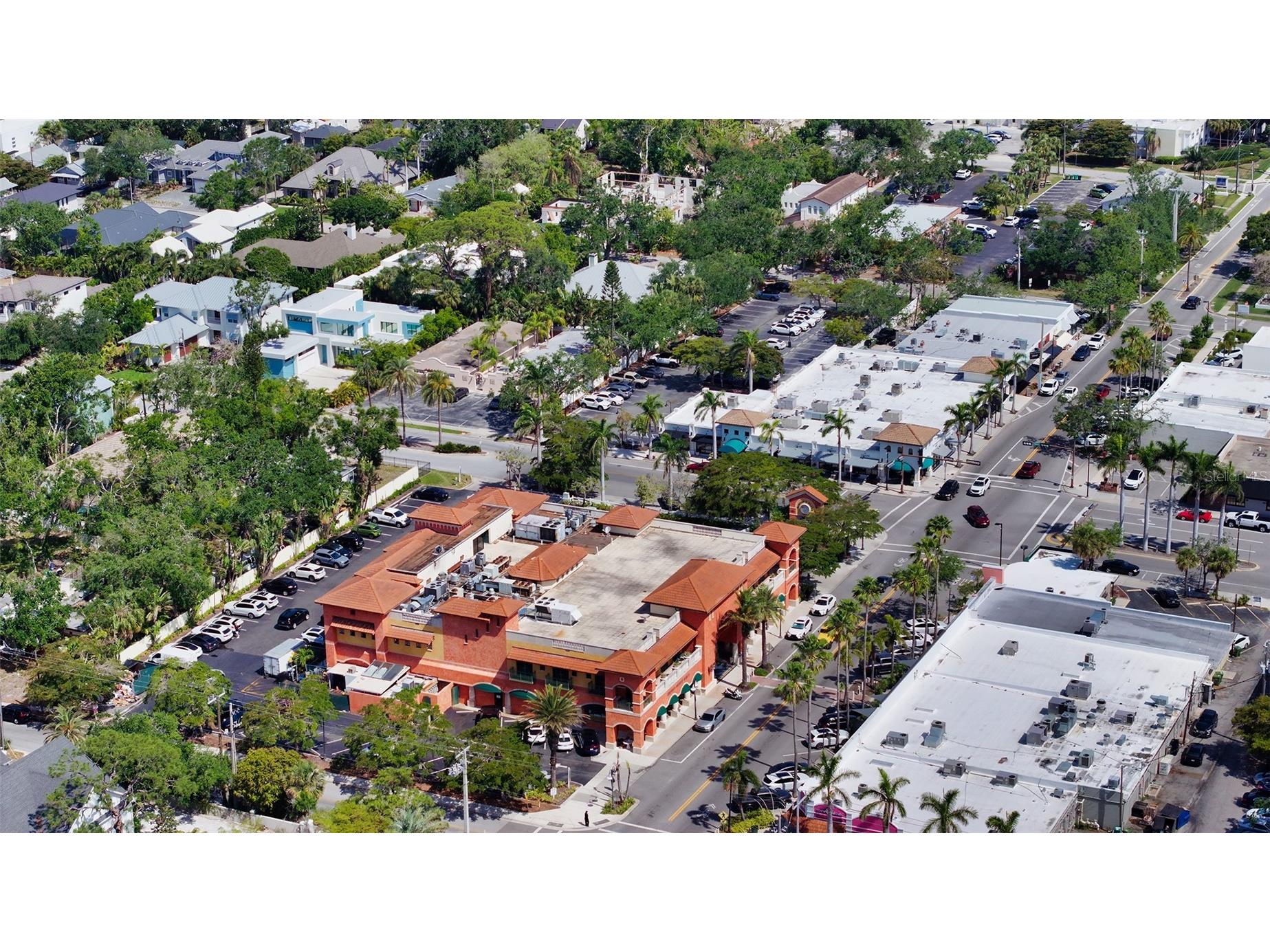 1661 S Jefferson Avenue Sarasota FL 34239 A4684656 image84