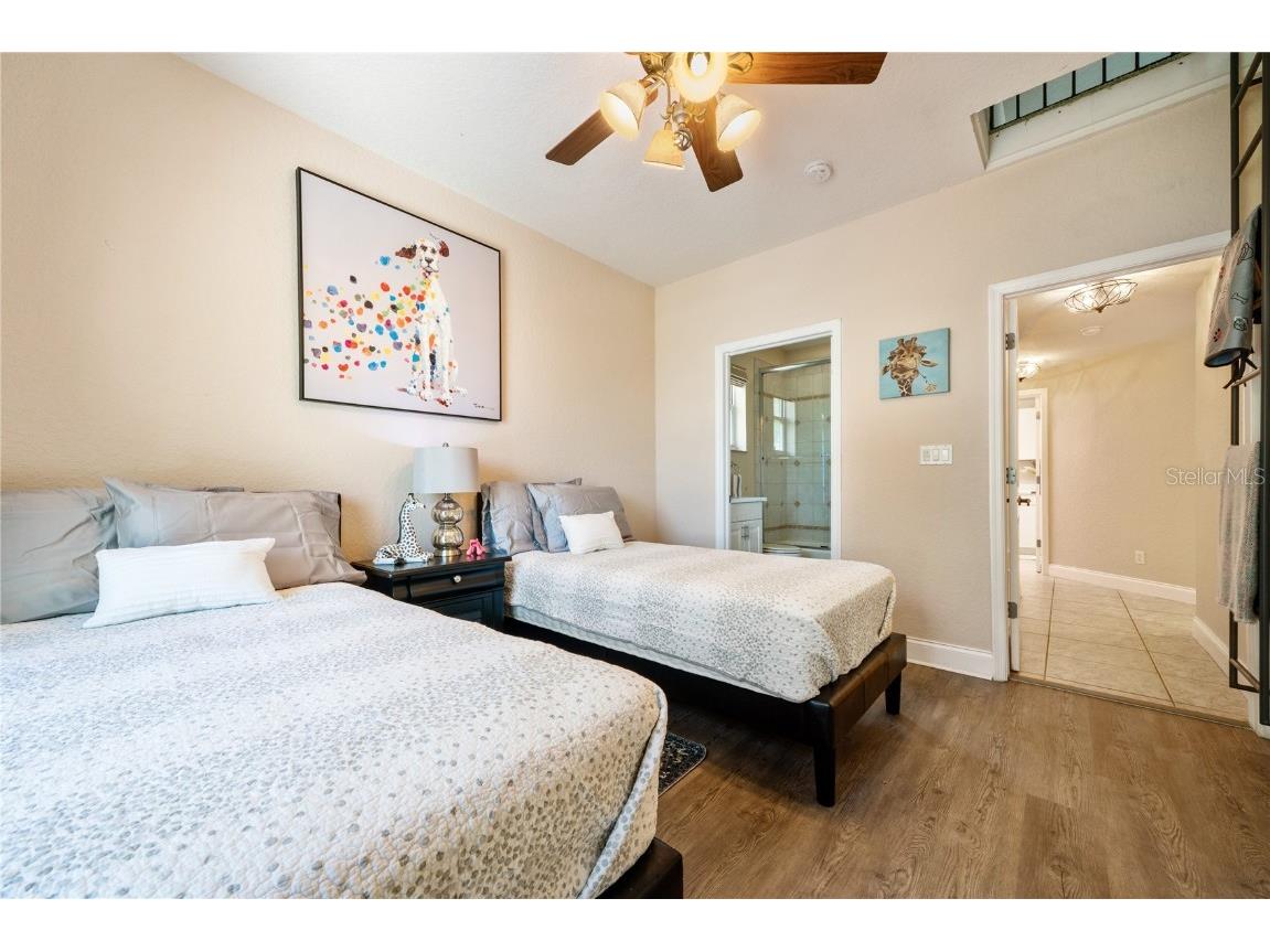 1661 Sea Breeze Drive Tarpon Springs FL 34689 TB8375405 image37